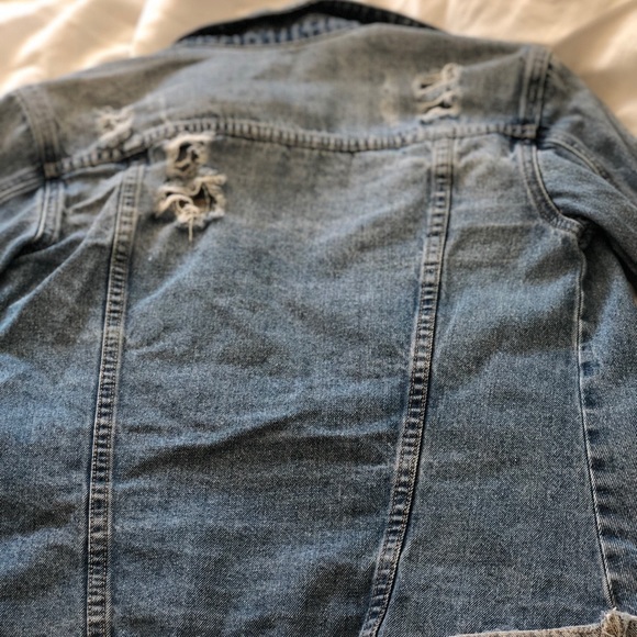 Denim jacket with a handmade patch! - Picture 2 of 4